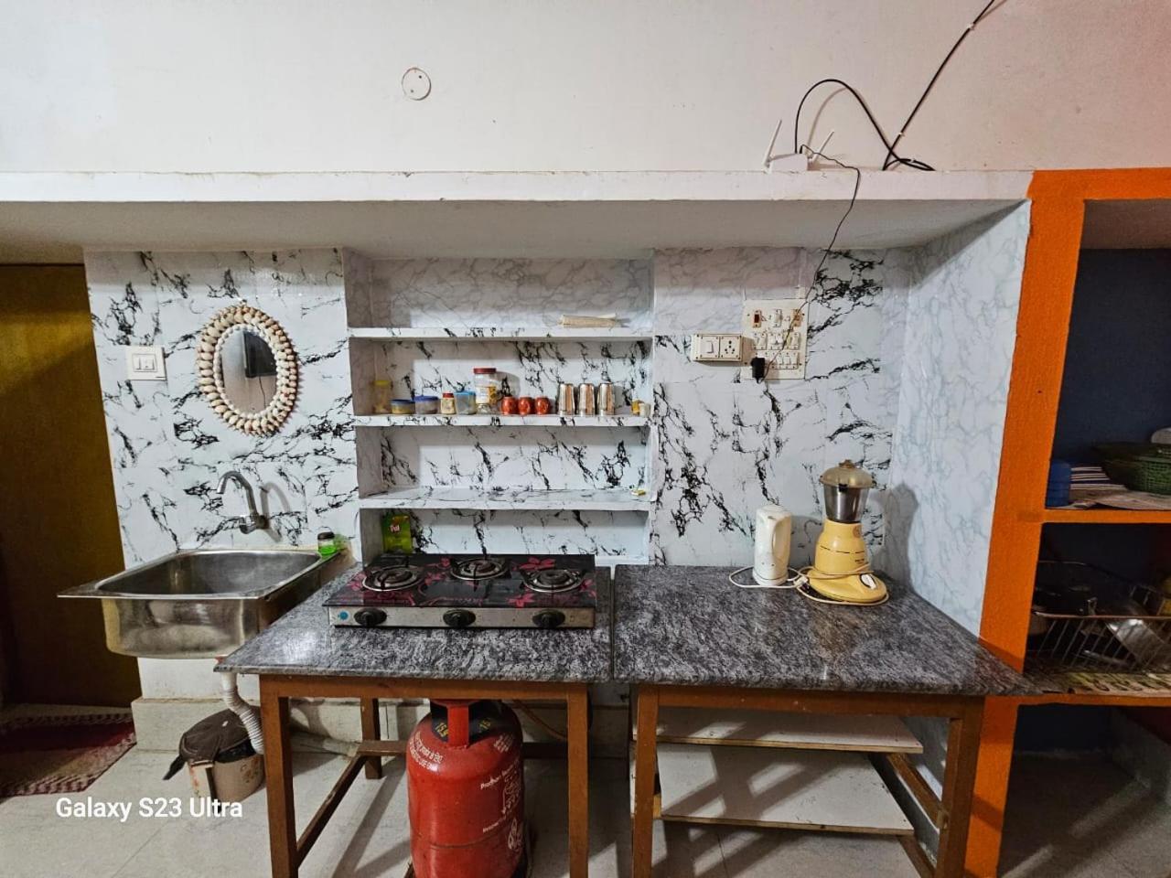Sudha Kutir Puri Apartment Ngoại thất bức ảnh