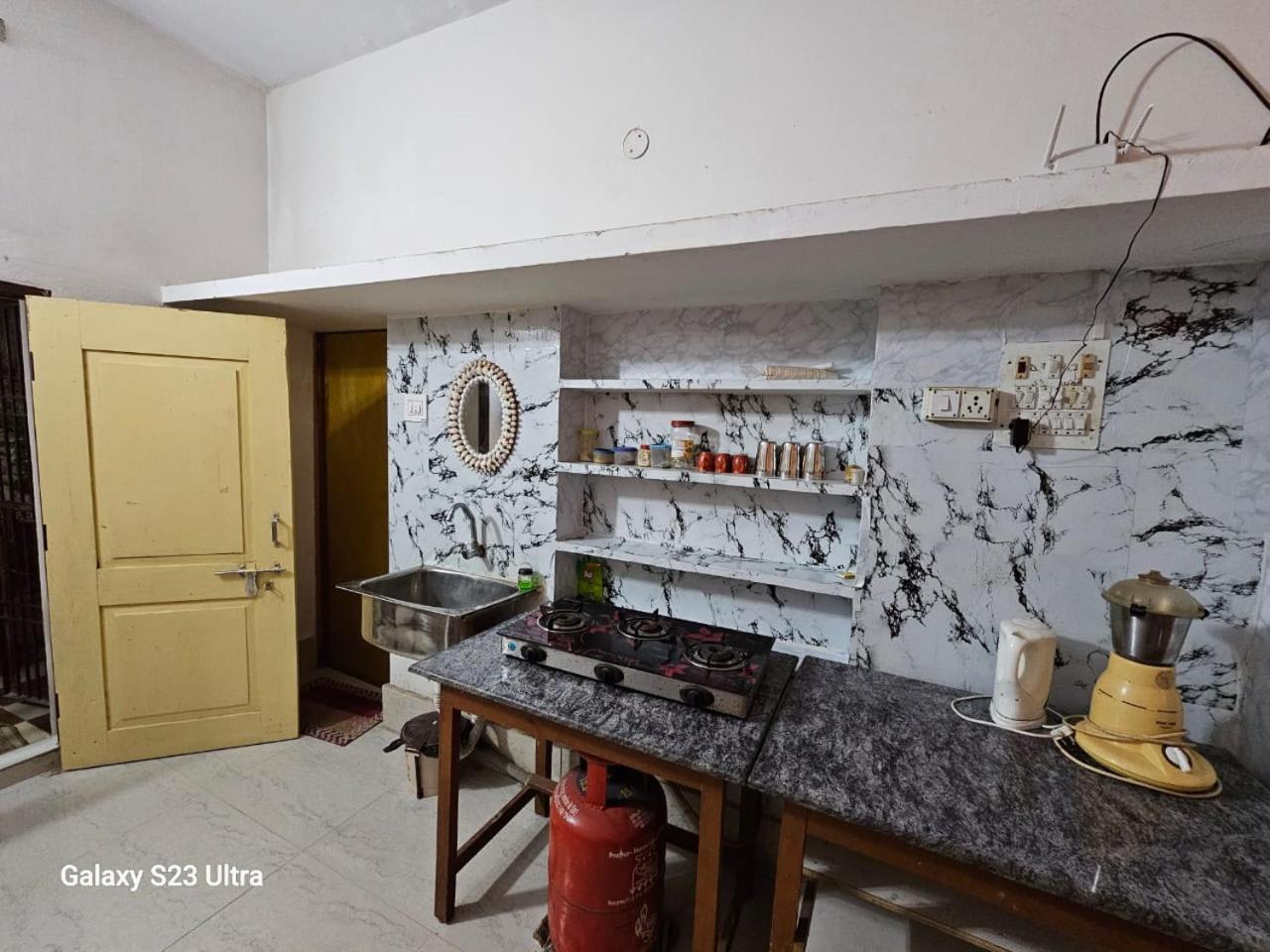 Sudha Kutir Puri Apartment Ngoại thất bức ảnh
